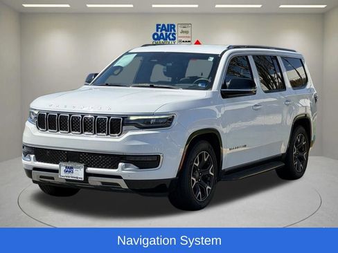 Certified 2024 Jeep Wagoneer Series III AWD/4WD image 3
