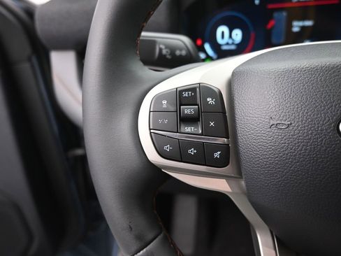 New 2025 Ford Explorer Active image 7