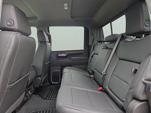 Used 2026 Chevrolet Silverado 2500 LT w/ Trail Boss Package image 10