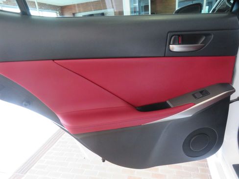 Used 2020 Lexus IS 300 F Sport w/ F Sport Package RWD image 18