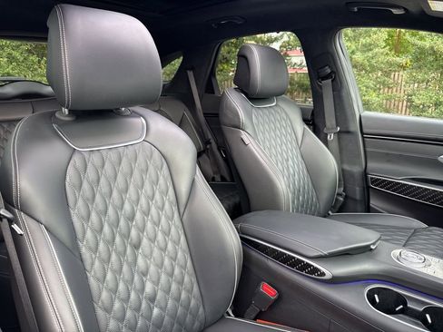 Used 2023 Genesis GV70 3.5T Sport w/ Sport Prestige Package image 35