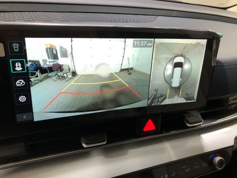 New 2026 Kia Carnival SX image 33