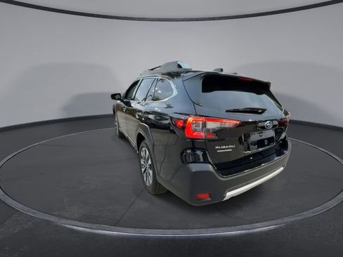 Certified 2025 Subaru Outback Touring AWD/4WD image 6