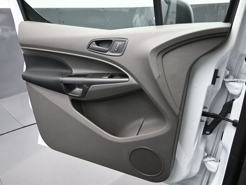 Used 2022 Ford Transit Connect XL FWD image 9