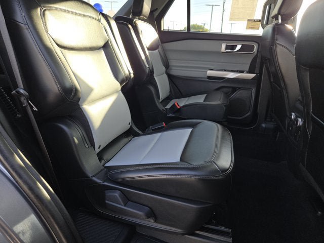 Used 2022 Ford Explorer XLT w/ Equipment Group 202A AWD/4WD image 8