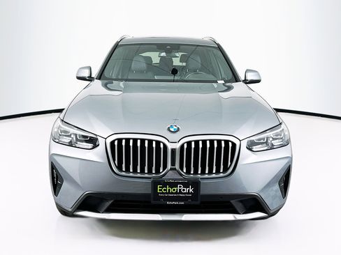 Used 2024 BMW X3 sDrive30i image 2