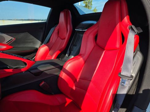 Used 2021 Chevrolet Corvette Stingray Preferred Conv w/ Z51 Performance Package image 17