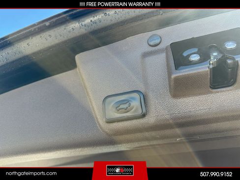 Used 2014 Buick Enclave Premium FWD image 25