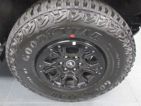 New 2024 Ford Bronco Wildtrak image 14