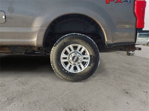 Used 2019 Ford F350 XLT w/ XLT Value Package image 14