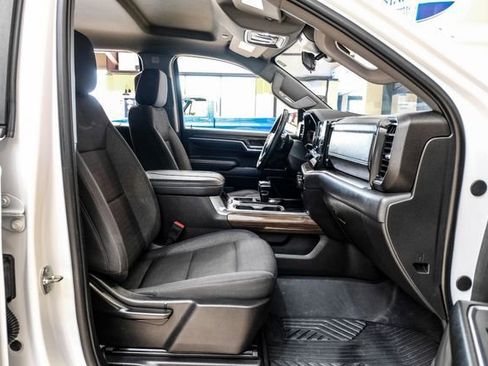 Used 2024 Chevrolet Silverado 1500 LT Trail Boss w/ Protection Package image 27