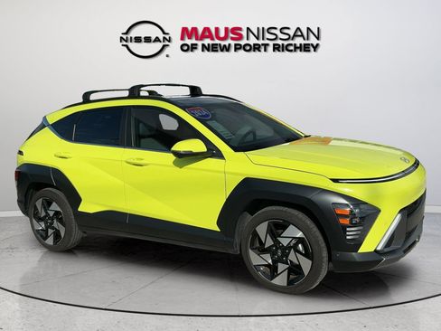 Used 2024 Hyundai Kona Limited FWD image 14