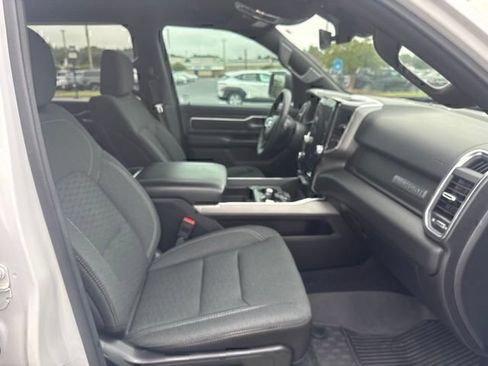 Used 2025 RAM 1500 Big Horn AWD/4WD image 24