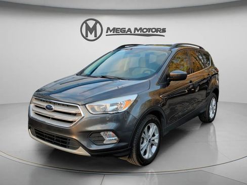 Used 2018 Ford Escape SE w/ SE Sync 3 Package image 1