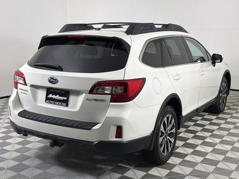 Used 2015 Subaru Outback 2.5i Limited image 5