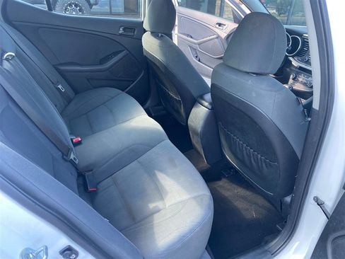 Used 2015 Kia Optima LX FWD image 12