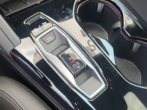 Certified 2025 Audi Q5 Premium Plus w/ Premium Plus AWD/4WD image 19