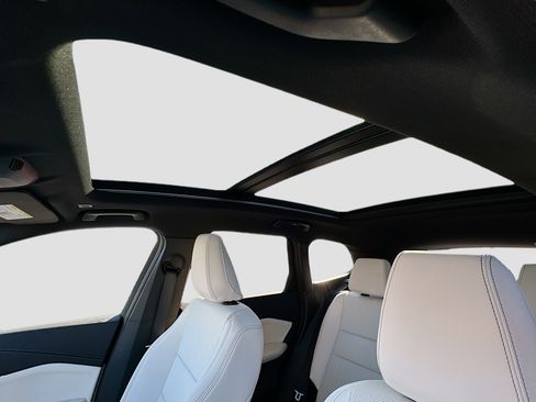 New 2026 BMW X1 xDrive28i w/ Convenience Package image 16