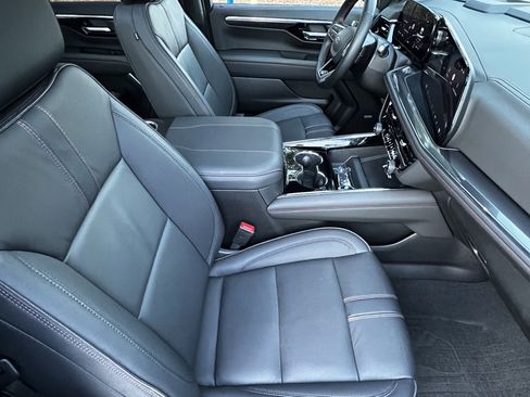 Used 2025 Chevrolet Tahoe RST w/ Comfort Package image 42