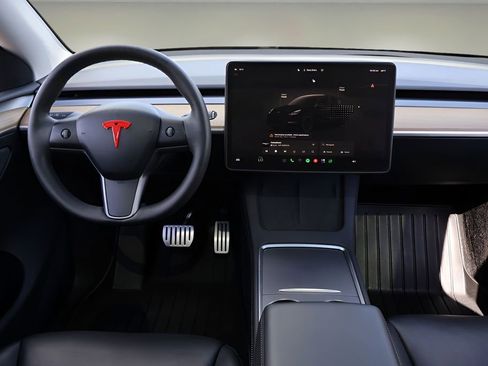 Used 2023 Tesla Model Y Performance AWD/4WD image 14