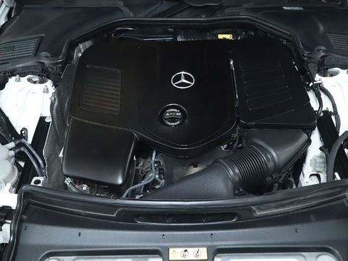Used 2023 Mercedes-Benz C 300 4MATIC Sedan image 42