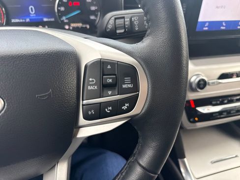 Used 2023 Ford Explorer XLT w/ Equipment Group 202A image 38