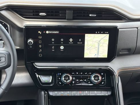 New 2026 GMC Sierra 1500 AT4 w/ Technology Package AWD/4WD image 4