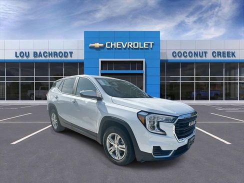 Used 2024 GMC Terrain SLE AWD/4WD image 1