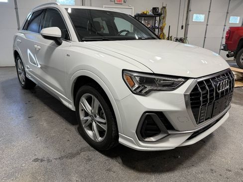 Used 2020 Audi Q3 2.0T Premium Plus AWD/4WD image 7