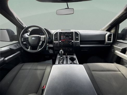 Used 2015 Ford F150 XLT w/ Equipment Group 302A Luxury image 16