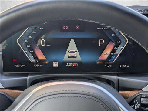 Used 2023 BMW i4 eDrive40 w/ M Sport Package image 11