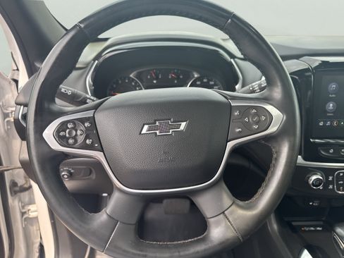 Used 2023 Chevrolet Traverse RS AWD/4WD image 14