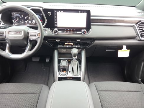 New 2026 GMC Canyon Elevation image 13