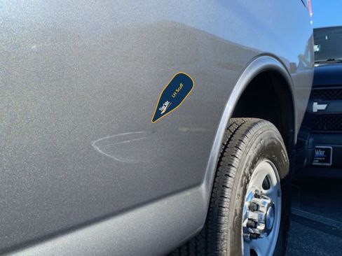 Used 2017 Chevrolet Express 3500 LT w/ LT Preferred Equipment Group image 32