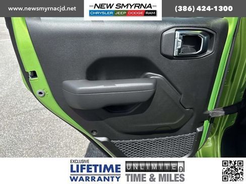 New 2025 Jeep Gladiator Sport image 9