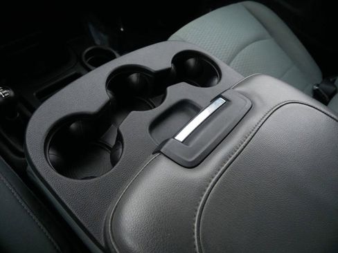 Used 2014 RAM 3500 Tradesman w/ Chrome Appearance Group image 27