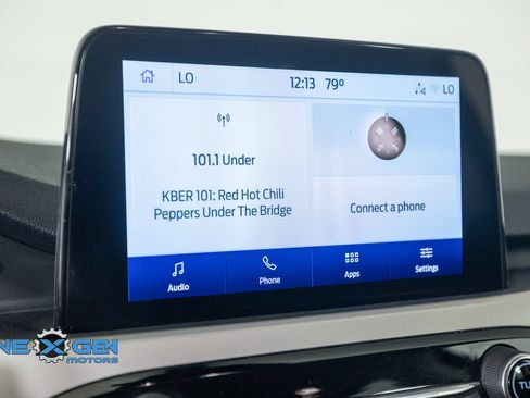 Used 2022 Ford Escape SE w/ SE Sport Appearance Package FWD image 18
