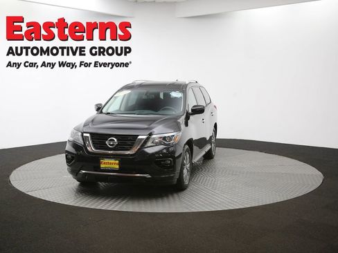 Used 2019 Nissan Pathfinder SV image 54