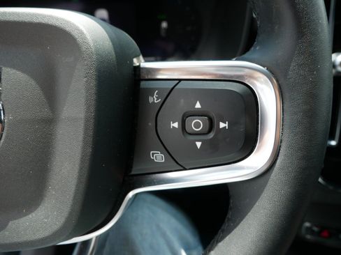 Used 2023 Volvo XC40 Recharge Ultimate w/ Protection Package Premier AWD/4WD image 19