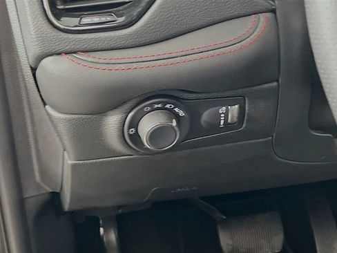 Used 2025 Dodge Durango R/T AWD/4WD image 11
