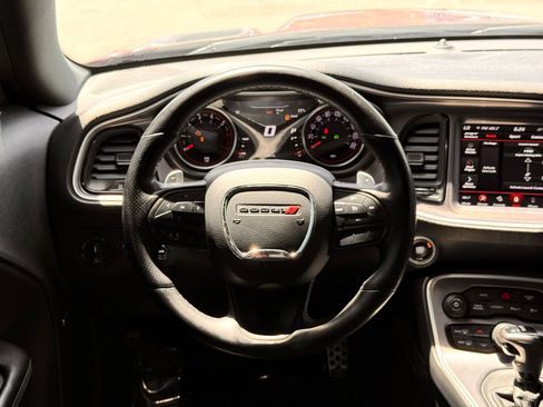 Used 2020 Dodge Challenger R/T Scat Pack RWD image 32