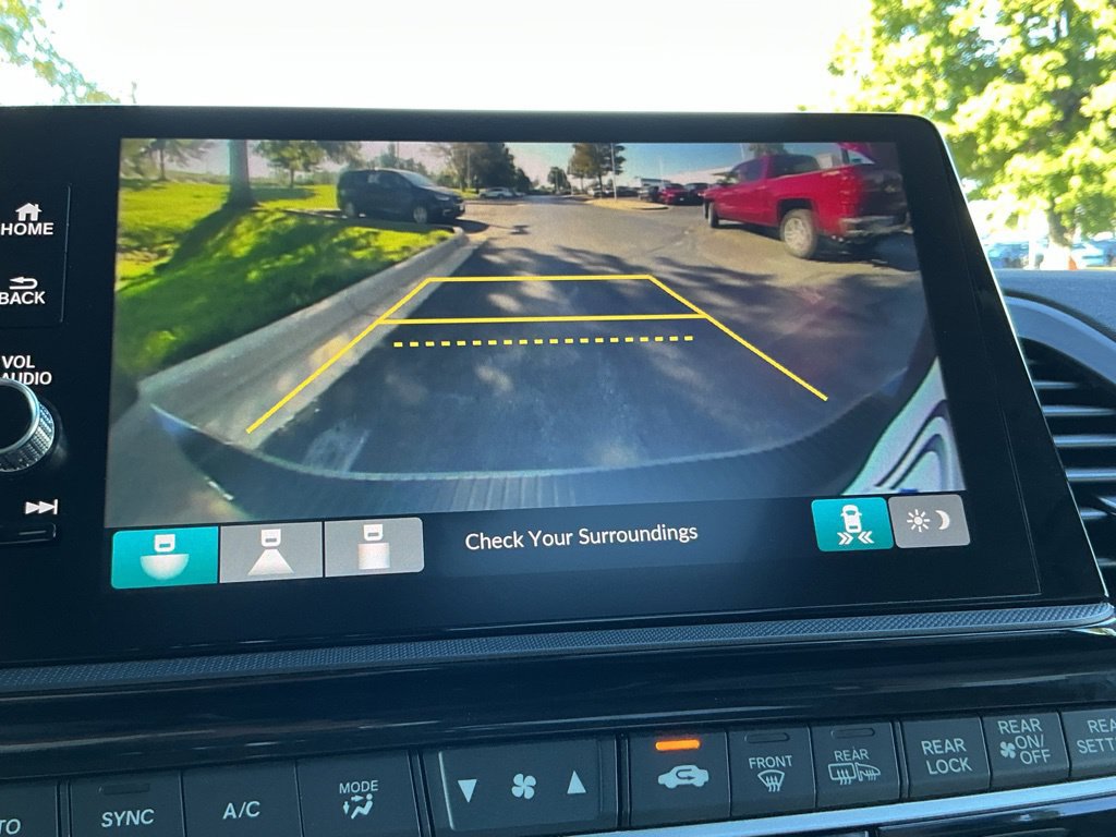 Used 2025 Honda Odyssey EX-L image 27