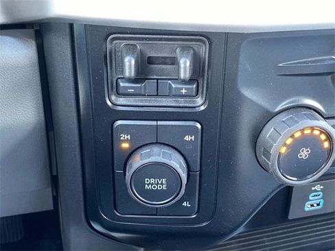 New 2025 Ford F550 4x4 Regular Cab Super Duty image 21