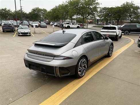 Used 2023 Hyundai Ioniq 6 SEL AWD/4WD image 3