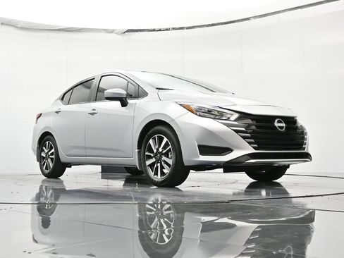 New 2025 Nissan Versa SV w/ Trunk Package FWD image 36