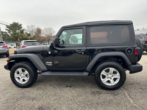Used 2018 Jeep Wrangler Sport image 24
