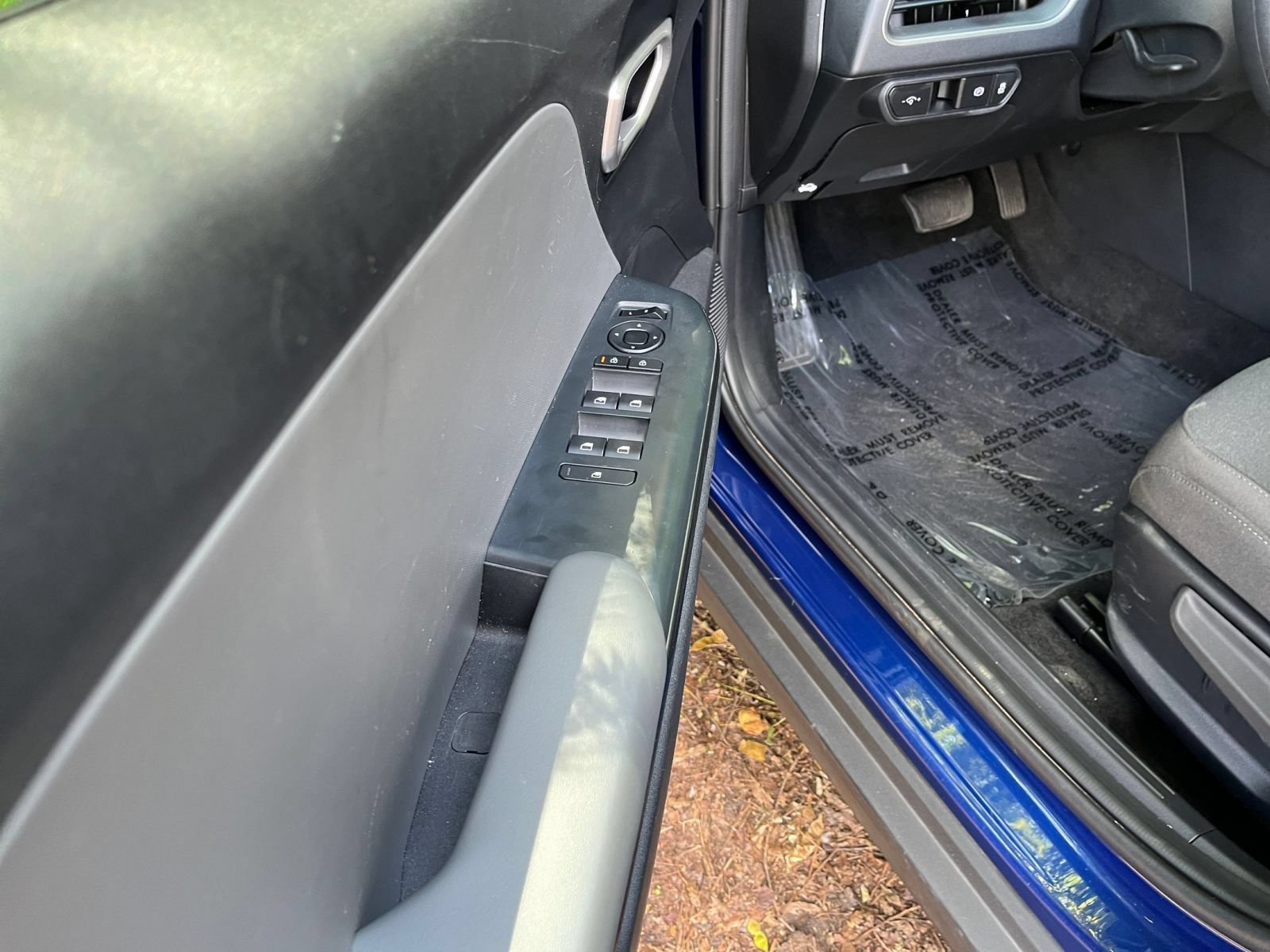 Used 2025 Kia K4 FWD image 21
