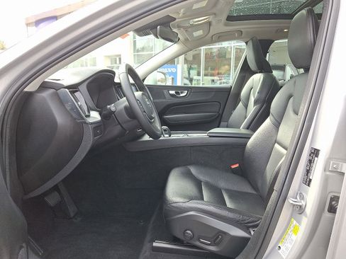 Certified 2023 Volvo XC60 B5 Core w/ Climate Package image 13