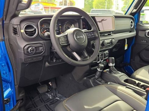New 2026 Jeep Gladiator Sport AWD/4WD image 27