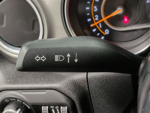 Certified 2019 Jeep Wrangler Unlimited Sahara image 27